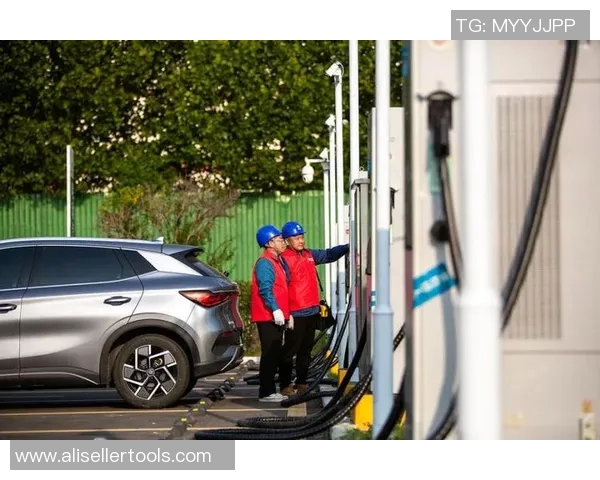 智慧充电桩引领未来绿色出行 加速电动车普及与能源转型